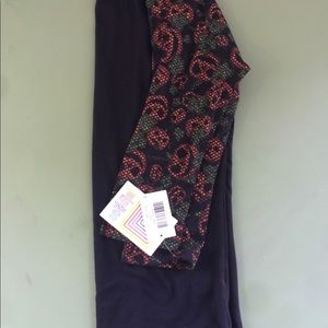 Lot of lularoe fall/ Halloween Randy’s. 🎃